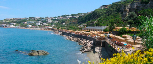 I giardini Poseidon sulla spiaggia della Citara a Forio